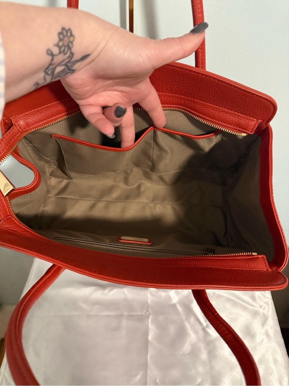 Furla Made in Italy 🇮🇹 Orange Leather Tote Bag with Free Bag Charm! NWOT - Picture 9 of 9